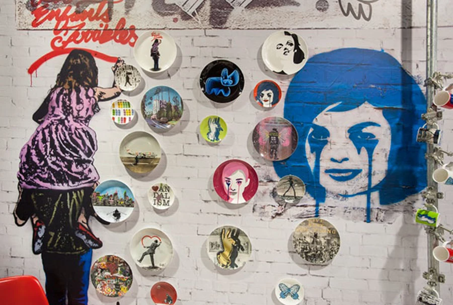 צלחות שבא לבכות