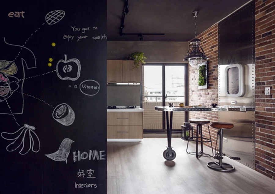 מבט לכיוון המטבח