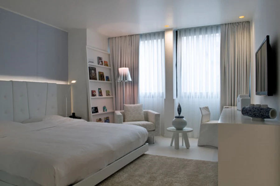 עיצוב מוקפד הנרקם משילוב איכותי של פריטי ריהוט ואביזרים.