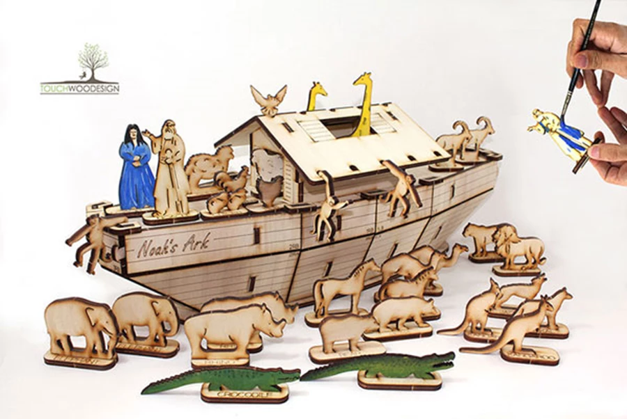 מעצב אסף גולדשטיין, TOUCHWOODDESIGN