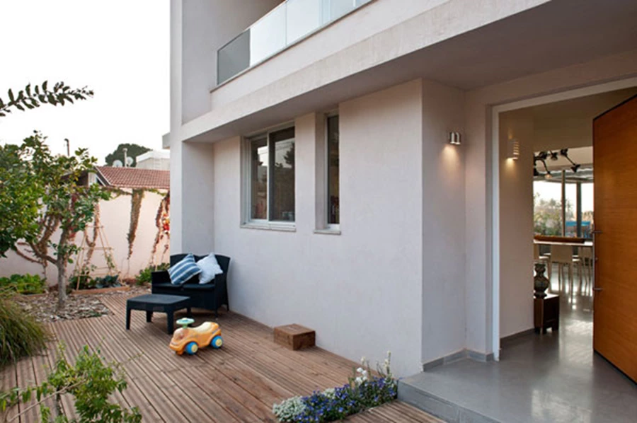 כאן גרים בכיף