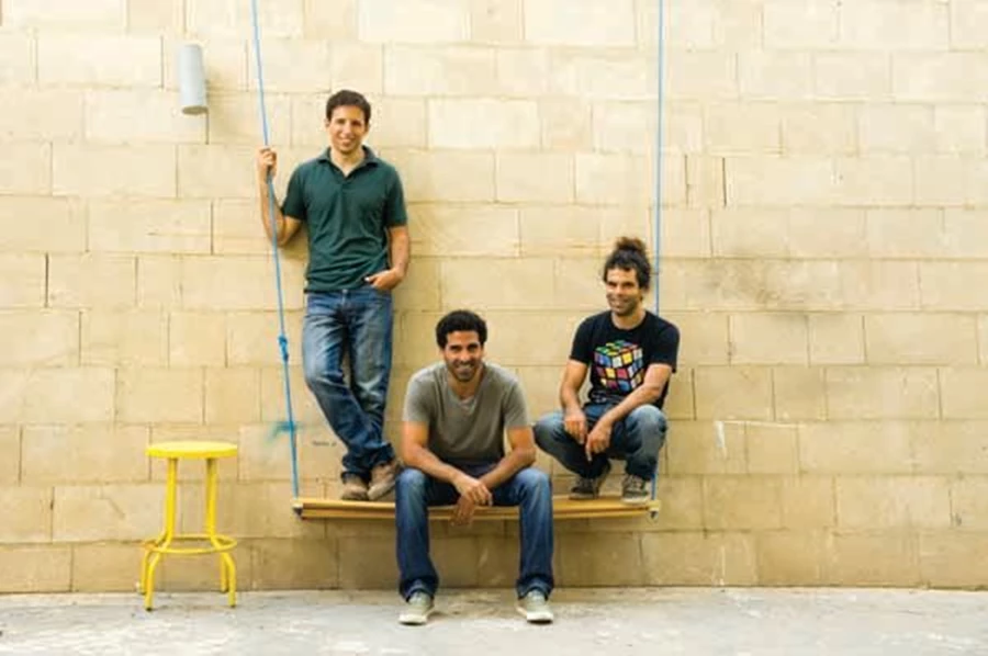 סטודיו Hu.be - שחר יעקבי, נדב גן, אבי בן סימון.