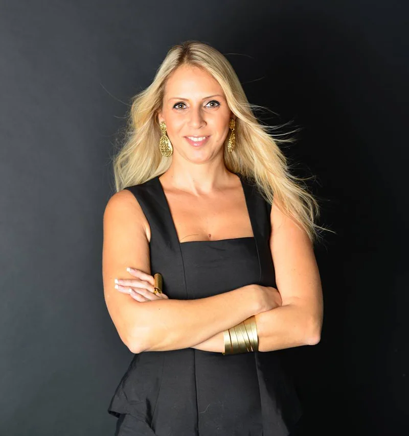 יצירת מציאות אחרת – פזית חזיז