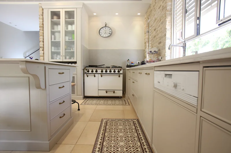 מטבחי Hacker - מטבחים ומקיימים