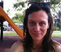 עיצוב בירוק - מנימליזם ארוג - מיצב