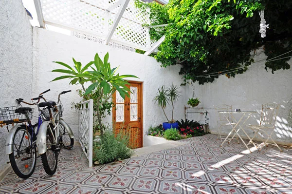 "על המילימטר"