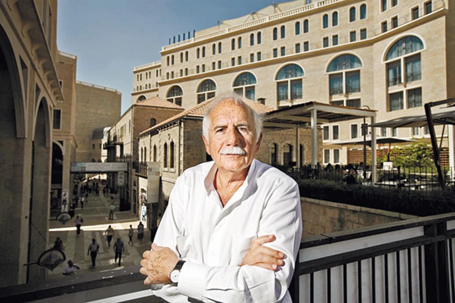 ספדיה על רקע פרויקט ממילא בירושלים. צילום: תומר אפלבאום.