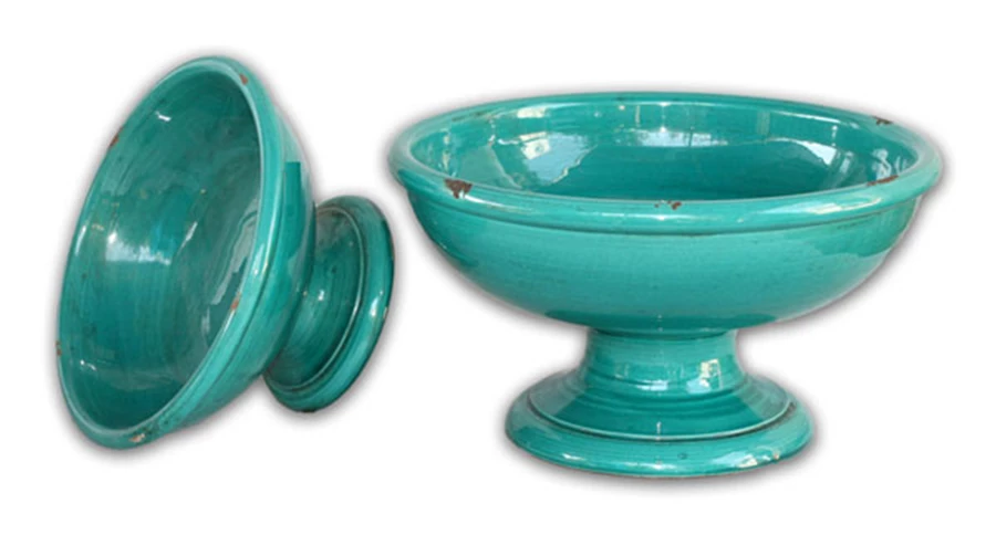 ברוח טוסקנה: כלי קרמיקה בצבעוניות עזה.