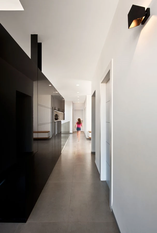 חלל הפנים בבית