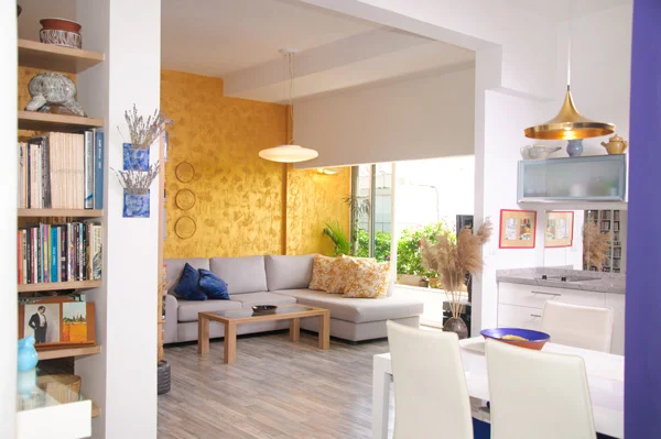 עיצוב דירה צבעונית ומרגשת במרכז תל אביב