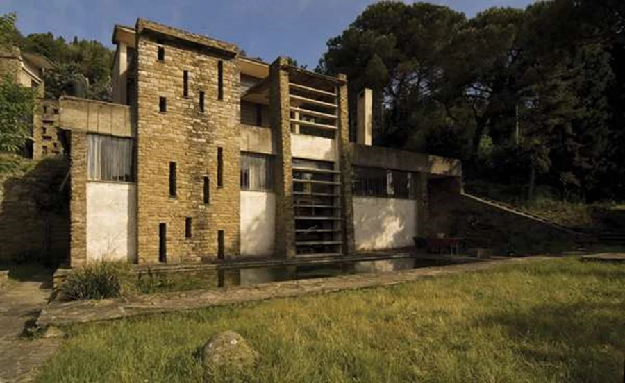 בין העבר להווה - שיפוץ בית באיטליה