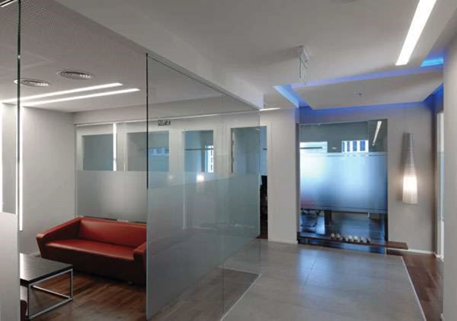 משרדי חב' "אנגל אינווסטמנט" ומשרדי עו"ד "חת שריד גרובר ספיר-חן לברון"