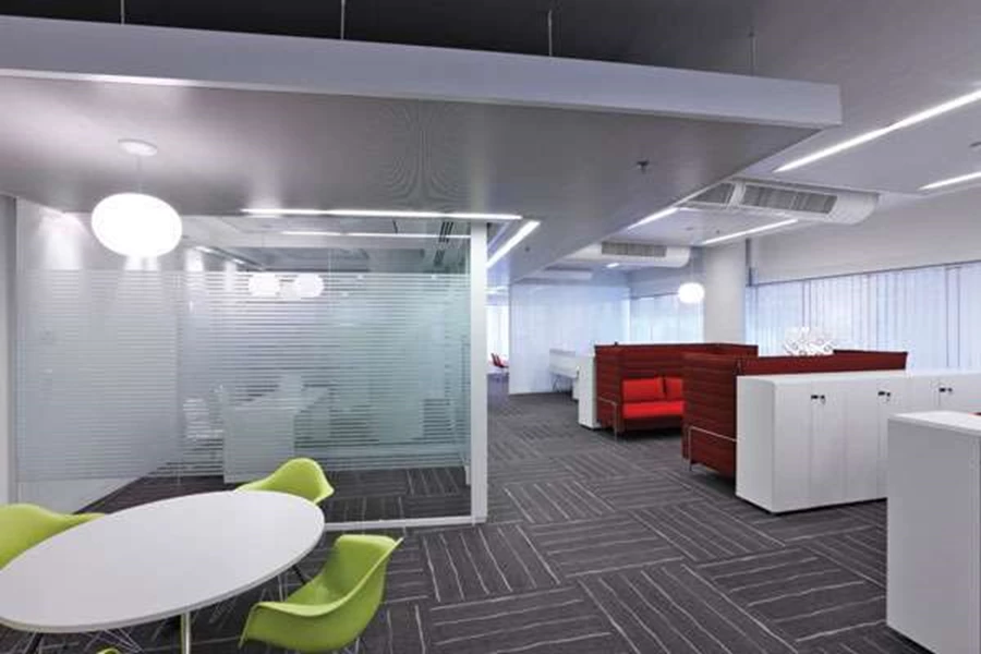 משרדי חברת "UBS"