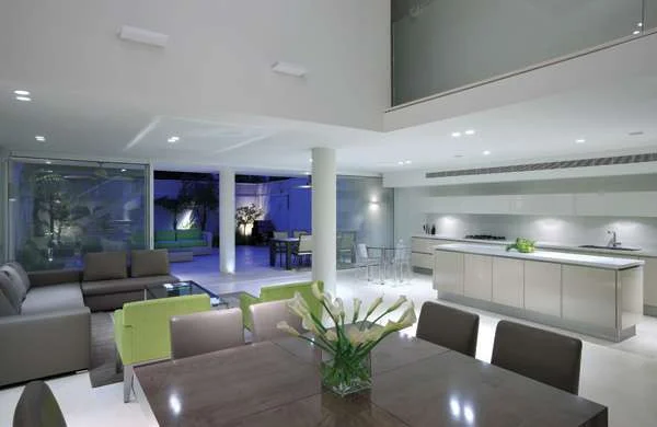 עיצוב של שקיפויות ואור