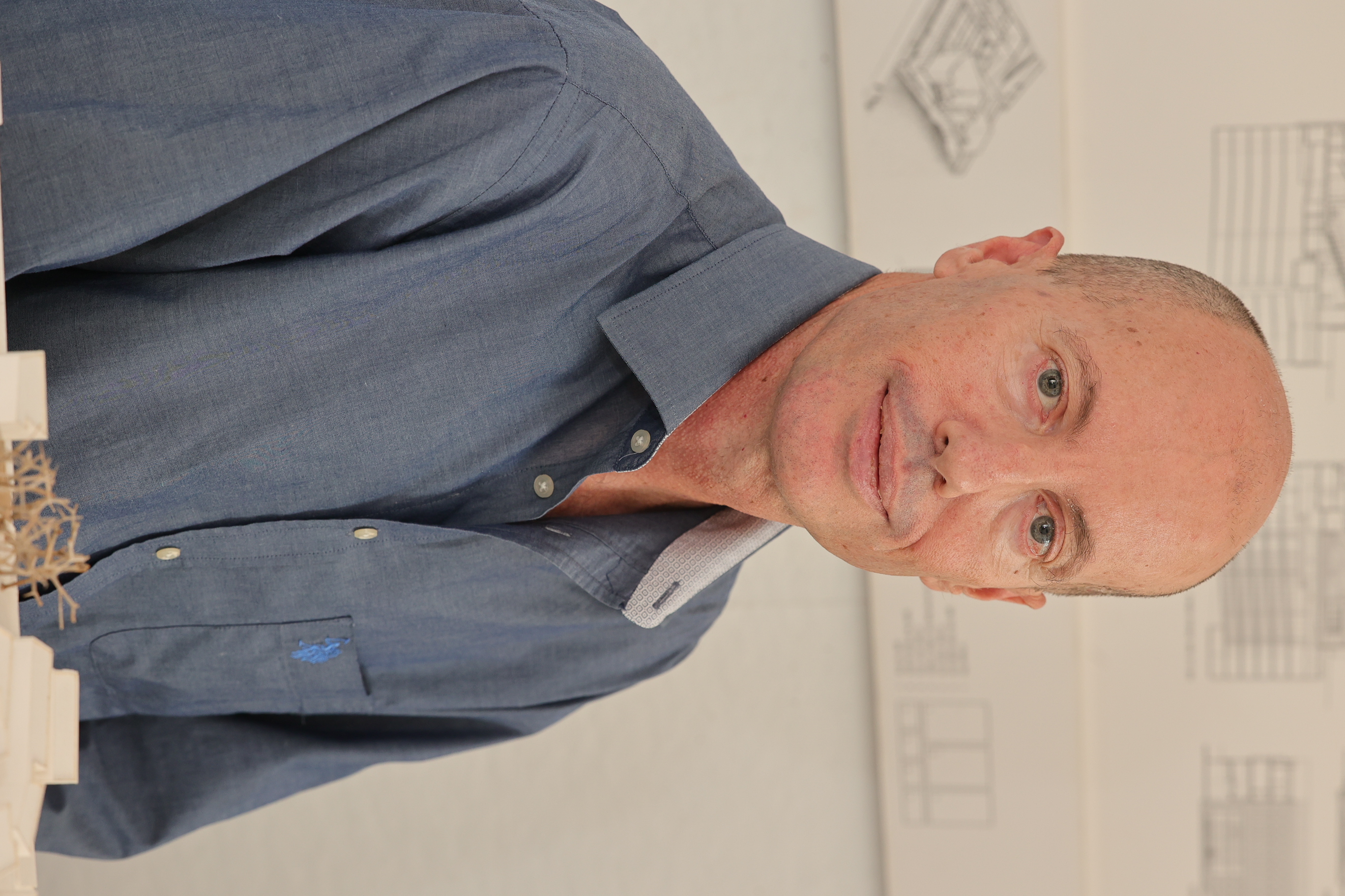 אדריכלות טובה צריכה לתת לאנשים את השקט לפעול בדיוק כשזה הכי חשוב"