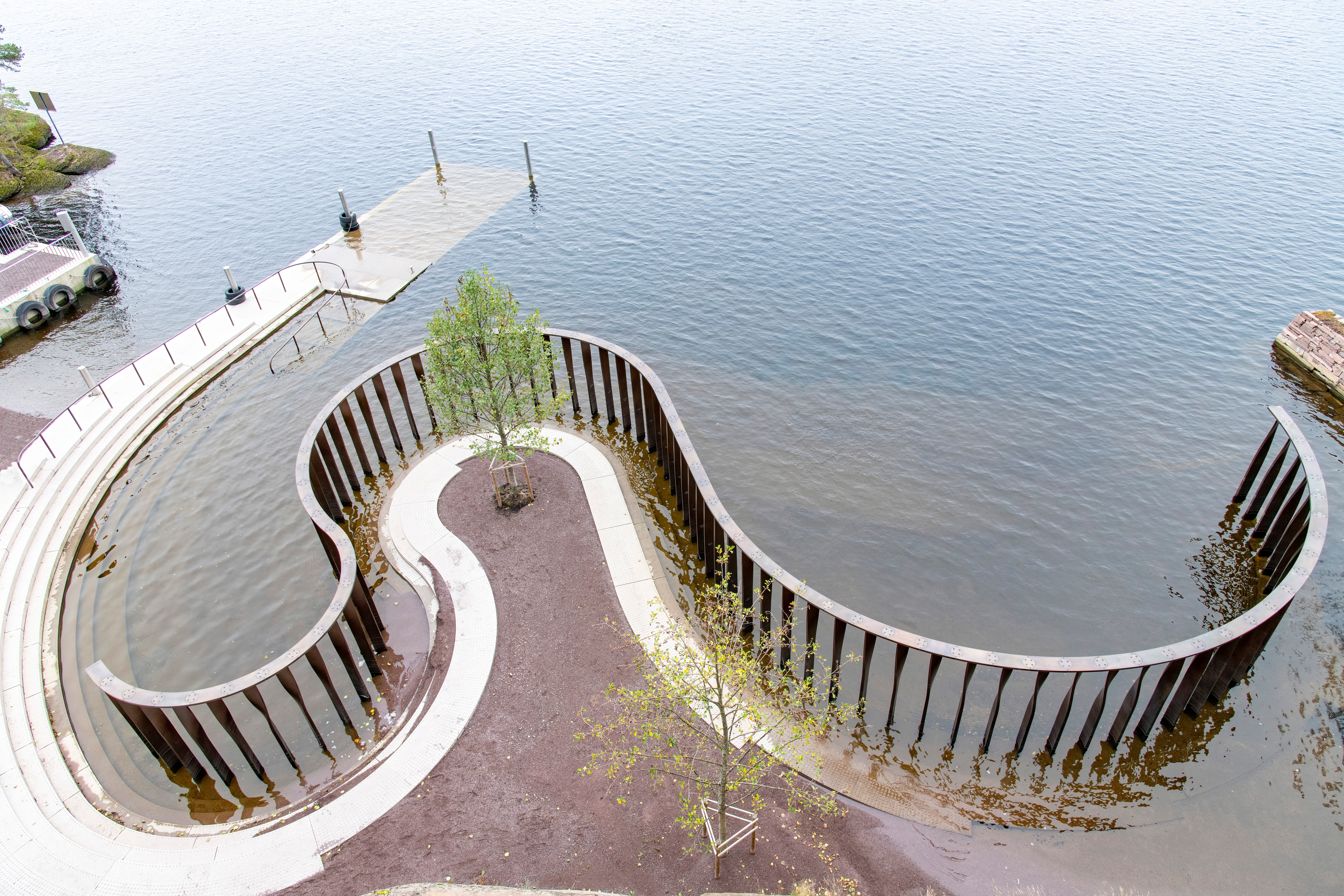 האנדרטה באי אוטויה, נורווגיה