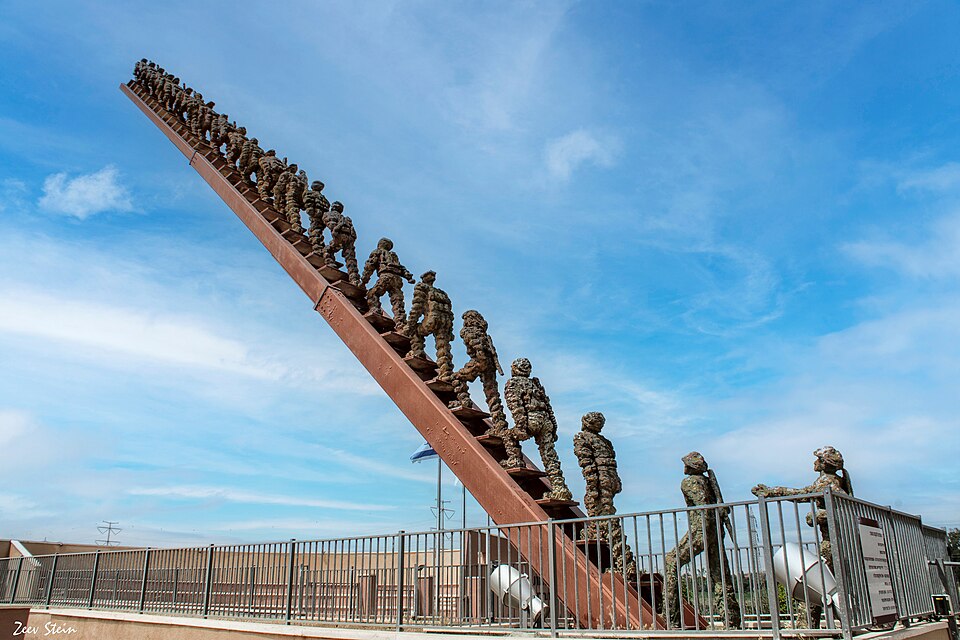 אתר ההנצחה לחללי הפיגוע בצומת בית ליד, צומת השרון