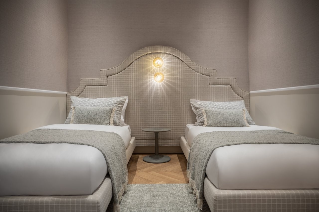 סיון אסקיו, עיצוב: אושיר אסבן, באדיבות ELLA DECOR 