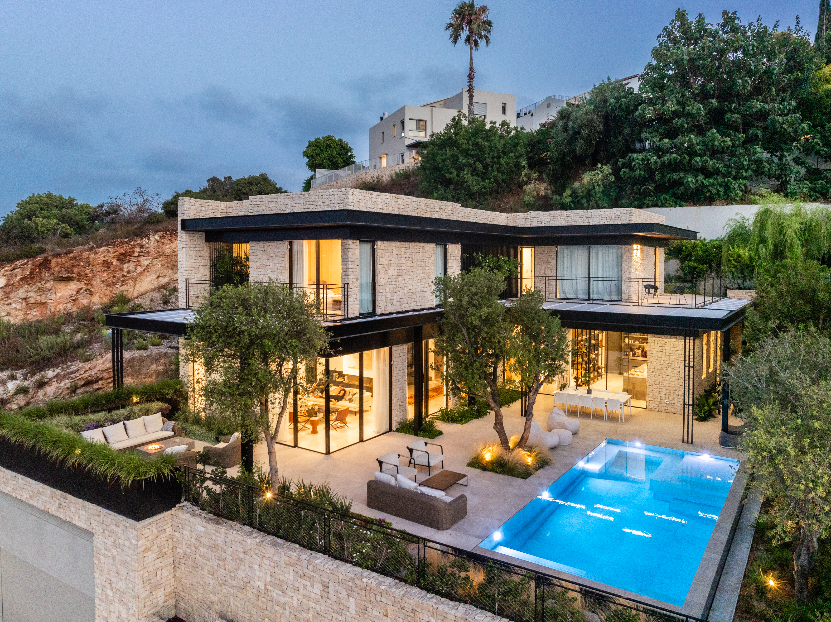 בן רוטשטיין ואלנה דובטוב, בריכה: פלגים (אבנר צדוק) 