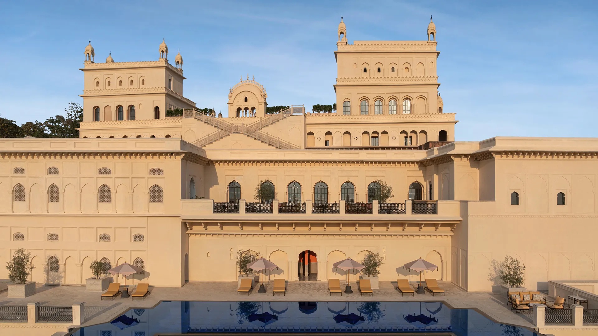 The Oberoi Rajgarh Palace © Amit Mehra