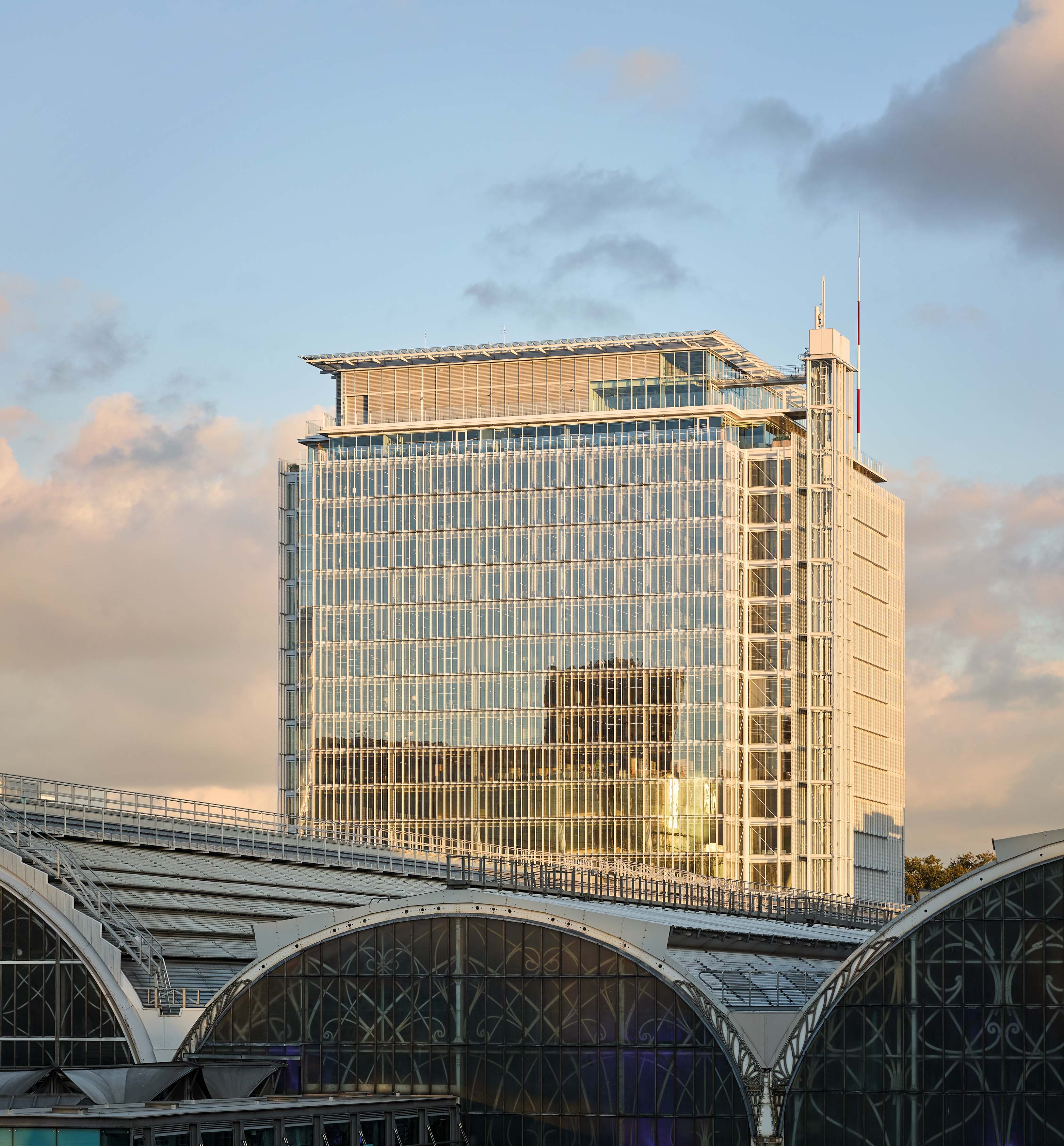 Paddington Square בלונדון, שתכנן משרדו של רנצו פיאנו. צילום: Hufton+Crow Photography