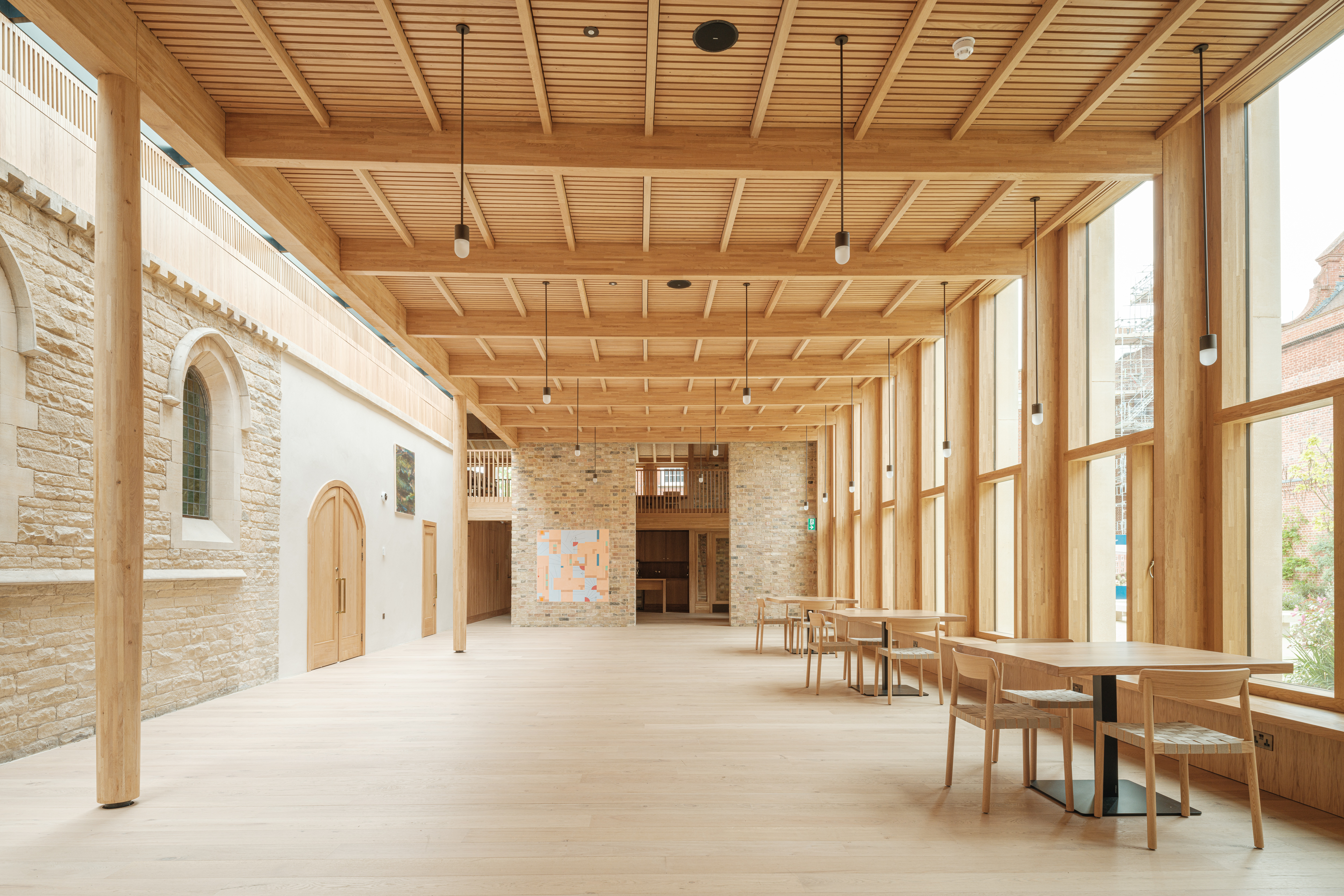 Pembroke College ב-Cambridge, שתכנן משרד הוורת' טומפקינס. צילום: Fred Howarth