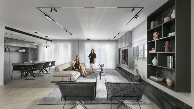 אפור חם: עיצוב מאוזן בין יוקרה לחום משפחתי