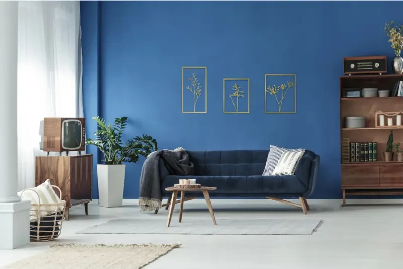 CLASSIC BLUE