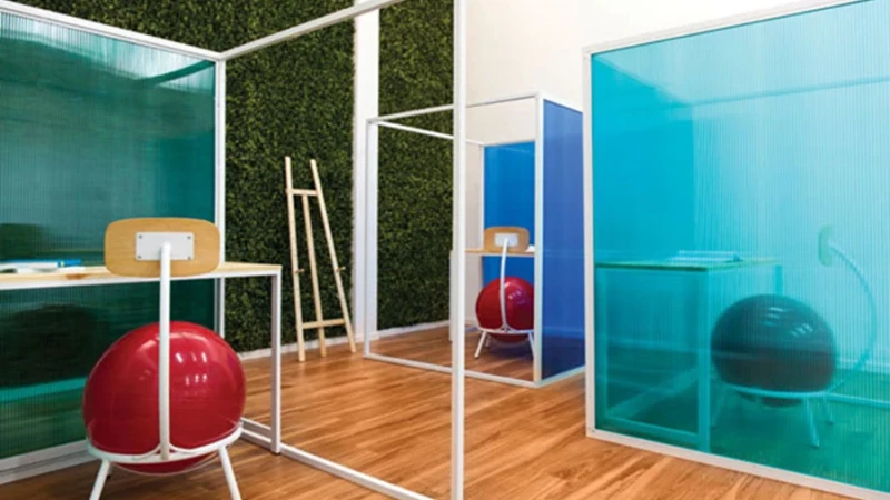 כאן לומדים  אחרת