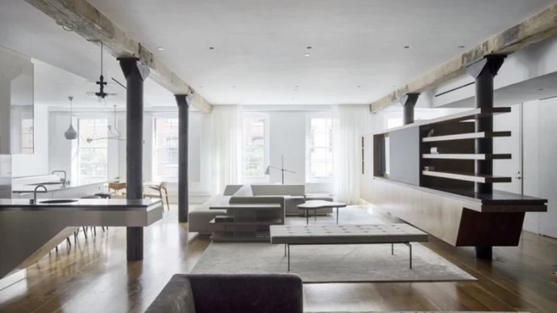 לובי תעשייתי במנהטן: שלווה מבעבעת