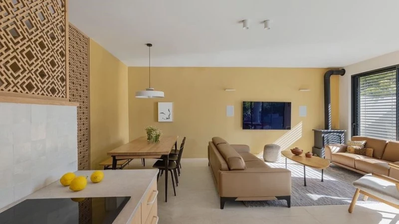 כשסבא וסבתא מחליטים לשבור את הקירות