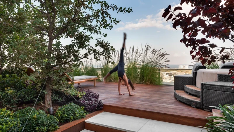 דווקא עכשיו! כך תהפכו את הגינה למקום המפלט האולטימטיבי בימי הקורונה