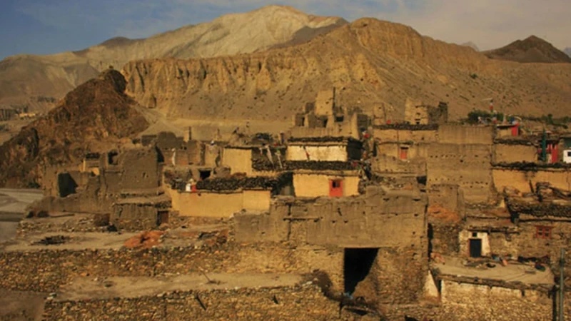 השיטה העתיקה לבניית מבנים חזקים ועמידים ללא שימוש במלט