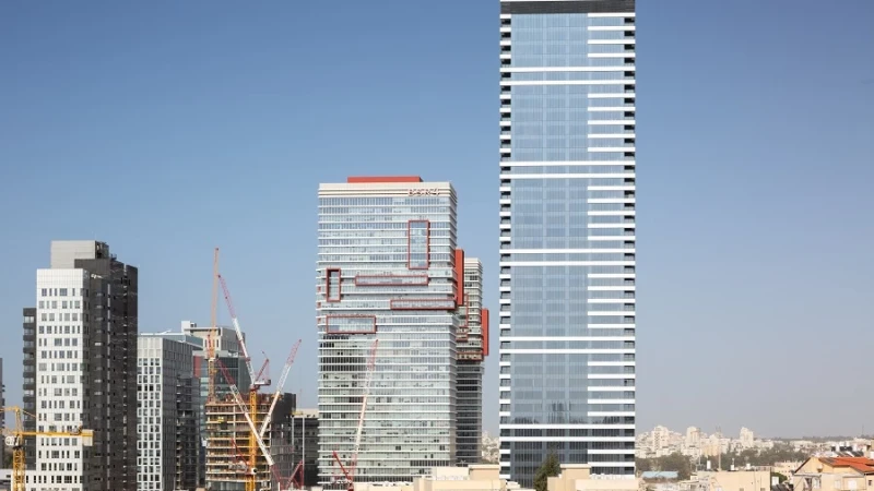 לא זזה מהחזית: זו חברת אלוטון וכך היא עושה זאת