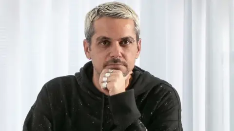 "בית הוא לא קולקציה שמחליפים בכל עונה"