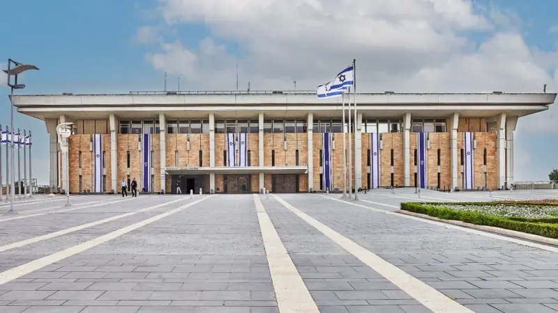 כל האמת על תכנון בניין הכנסת: "ריחמנו על קלארווין, חתכנו לו את הבניין"