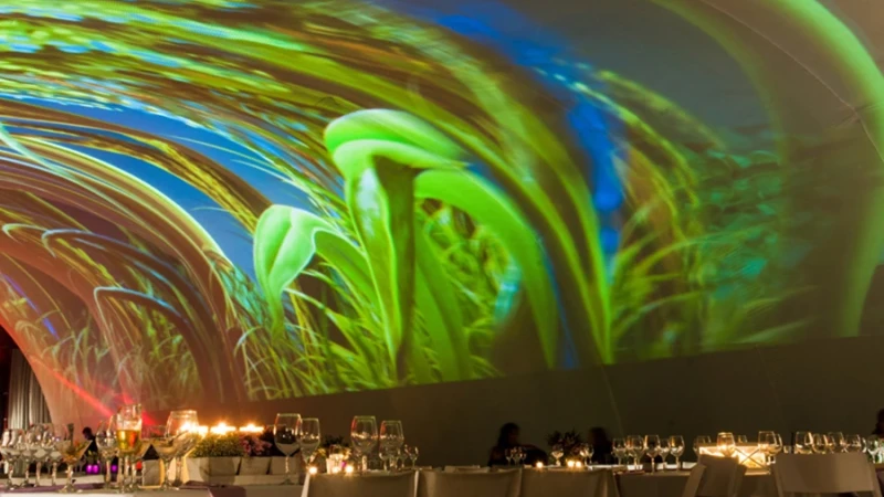 מבטיח ומקיים