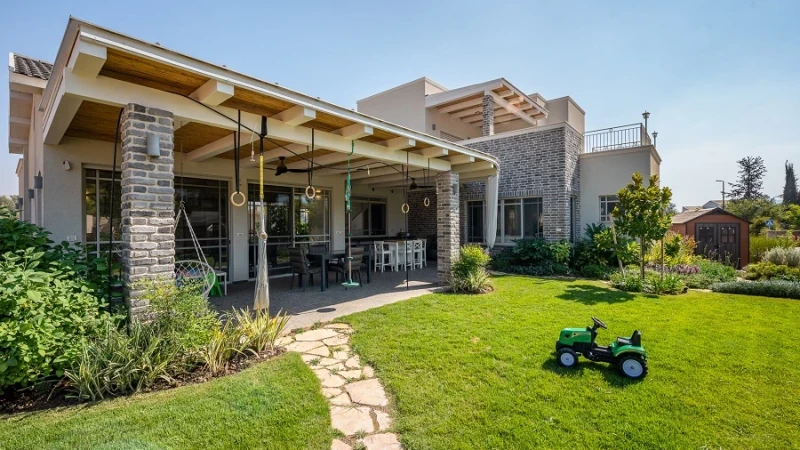 בית שמחבק חזק את המשפחה