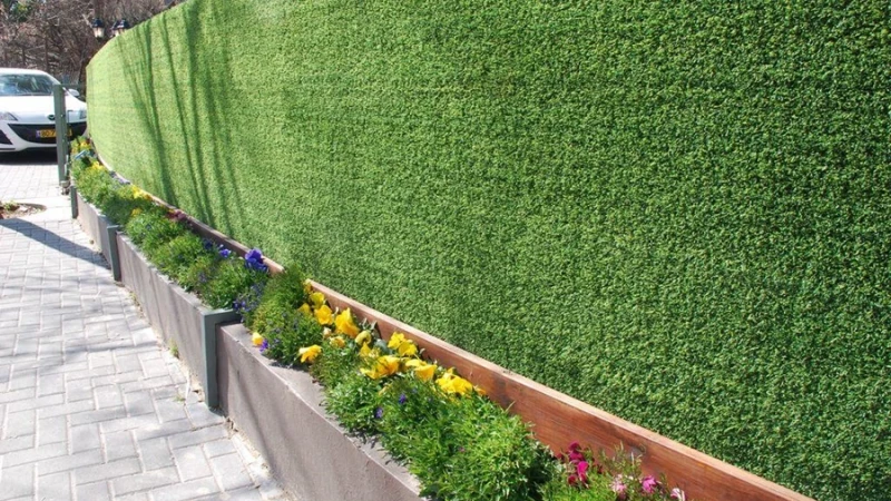 למה דשא סינטטי כובש את עולם העיצוב?