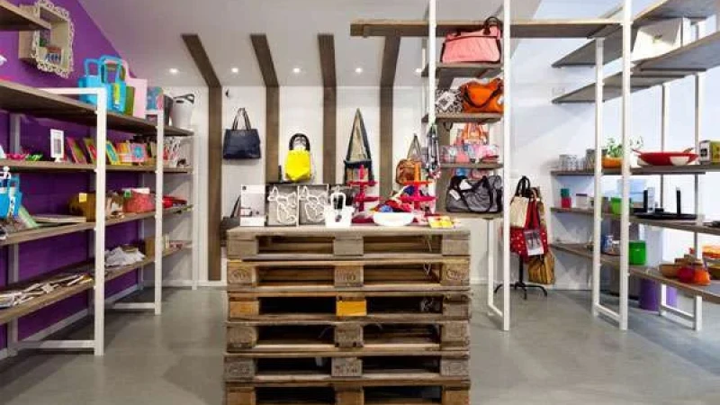 מלול תרנגולות לחנות מעוצבת