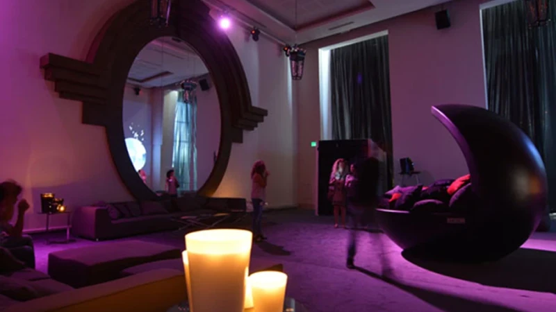 המנהרה האפלולית של גיא ווליקסון