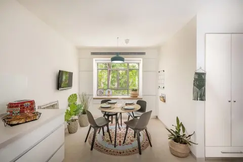 עיצוב מודרני, כמיטב המסורת