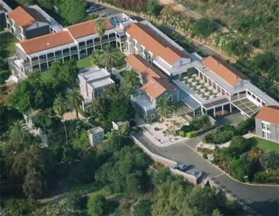 שיקום והרחבת אכסניית צליינים טבחה - חוף הכנרת