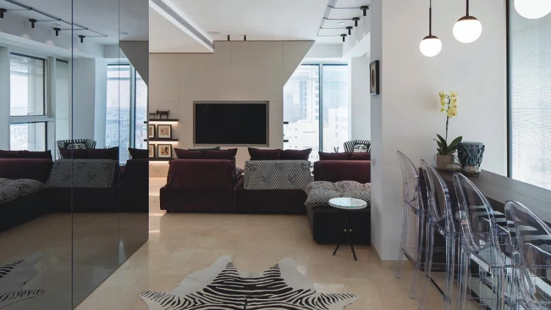 שחור לבן בצבע