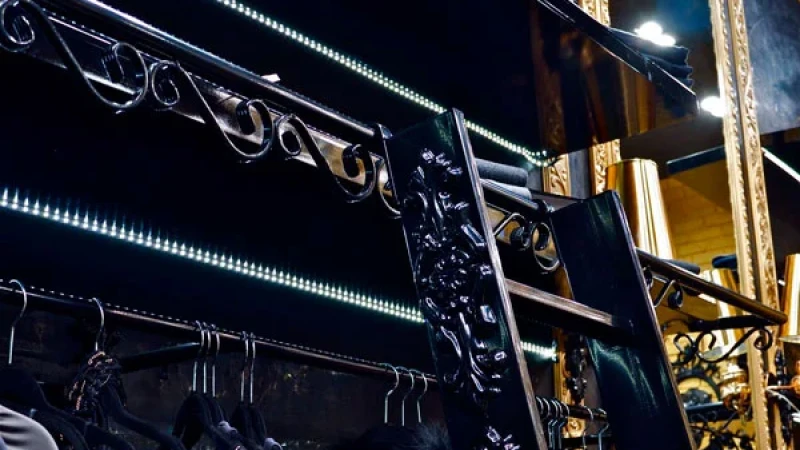 עיצוב חנות בגדים בהדר ויוקרתיות עם אלמנטים מחממי אוירה