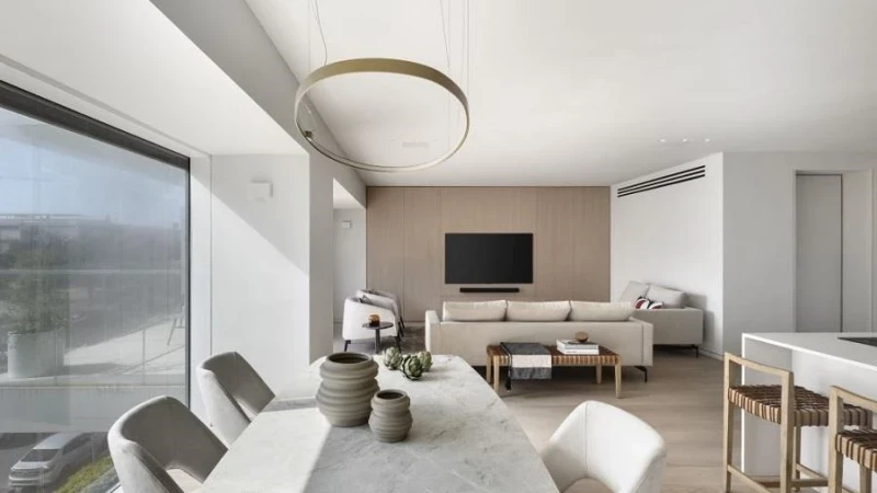 בין ארצות-הברית לתל-אביב