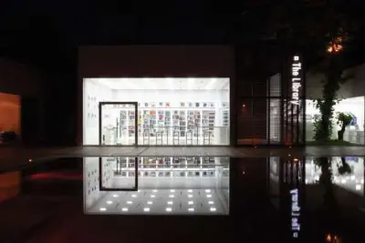 מלון בוטיק The Library