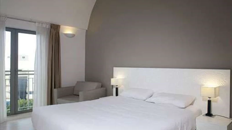 בית מלון משכנות רות דניאל, הצעה לעיצוב חדרים בבתי מלון: יוליה חנדז'י- Studio Jules, מיכל לייטנר