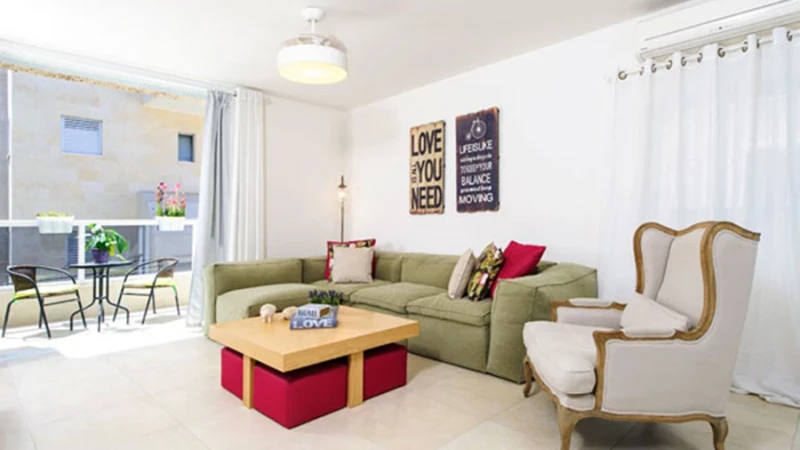 דירת הגג שזוכה לשיפוץ מהמסד עד הטפחות