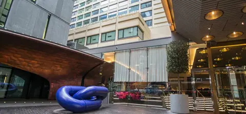 Hotel Design Blog - Mondrian Hotel  - הרומן האנגלי שלי חלק 3